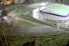 Stadion der Schule Nr. 12. Welikije Luki Webcams online