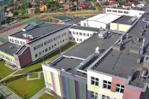 Bau einer Schule auf der Straße. Dämmerung. Art3. Webcams Kaliningrad